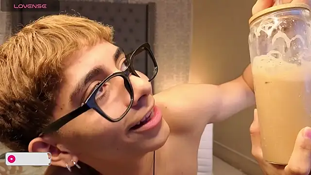 Matty Sparkk online show from 1, 10, 2025