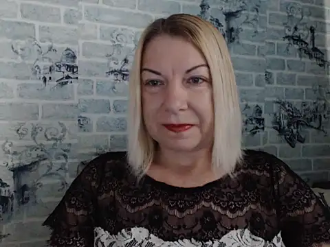 Lillia Ray online show from 12, 9, 2025