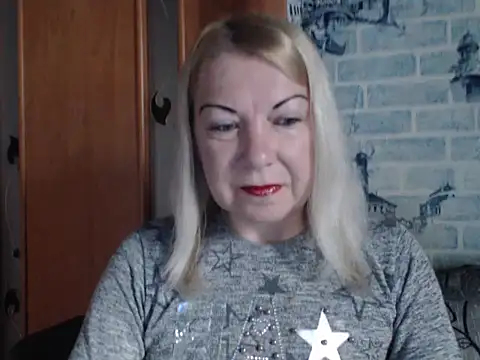 Lillia Ray online show from 10, 5, 2026