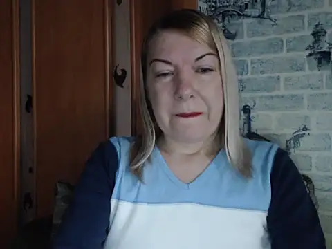 Lillia Ray online show from 22, 3, 2026