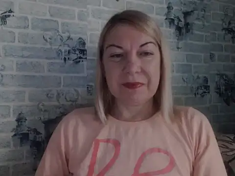 Lillia Ray online show from 3, 12, 2025