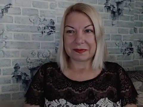 Lillia Ray online show from 23, 9, 2025