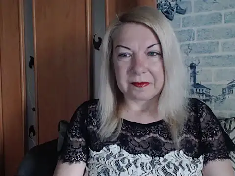 Lillia Ray online show from 3, 6, 2026