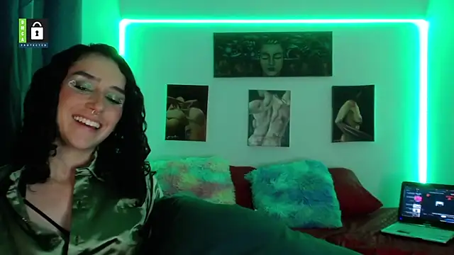 Snapshot of TwinFlamesX chatting on 17, 3, 2025 TwinFlamesX online show from 17, 3, 2025