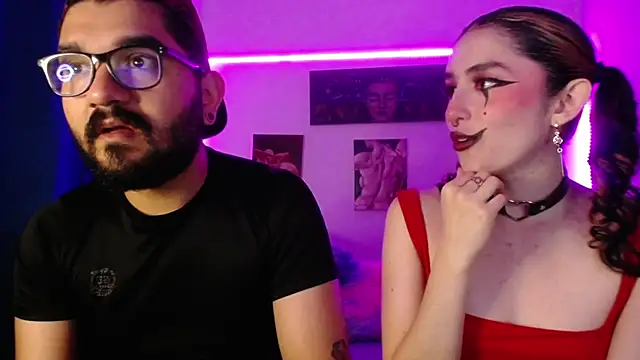 Snapshot of TwinFlamesX chatting on 18, 9, 2025 TwinFlamesX online show from 18, 9, 2025