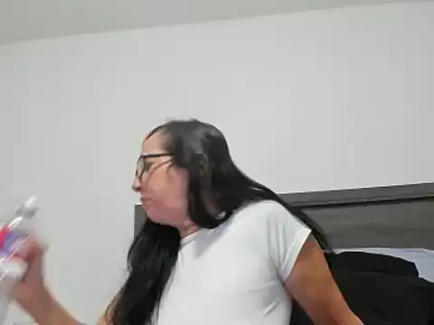 peachgoddess online show from 3, 10, 2025