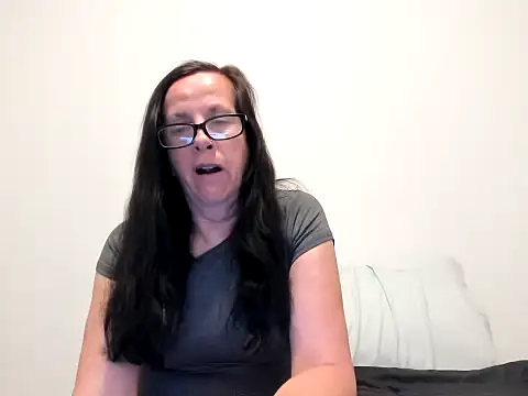 peachgoddess online show from 8, 4, 2026