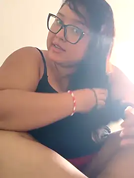 DianaGom online show from 9, 3, 2026