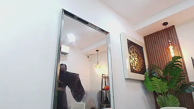 Coral Lise online show from 21, 10, 2025