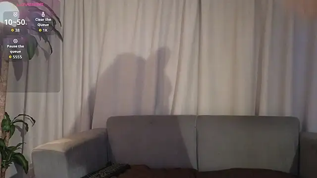 YuliethPetite online show from 18, 2, 2026