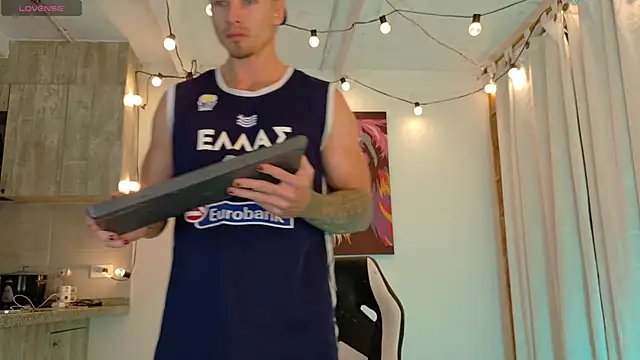 Ryannblue07 online show from 6, 11, 2025