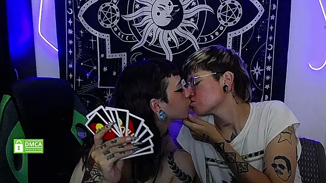 lovelockedlips online show from 19, 3, 2025