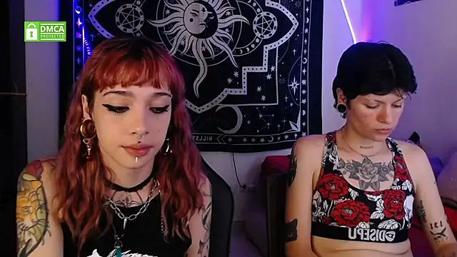 lovelockedlips online show from 5, 10, 2025