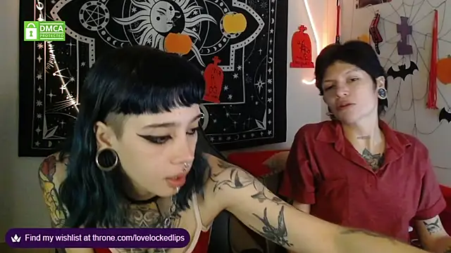 lovelockedlips online show from 28, 10, 2025