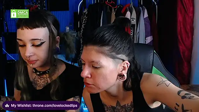 lovelockedlips online show from 4, 6, 2026