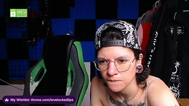 lovelockedlips online show from 7, 5, 2026