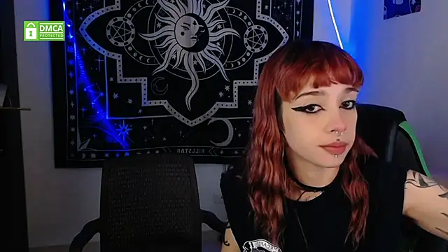 lovelockedlips online show from 11, 10, 2025