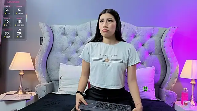 Lili Opal online show from 12, 5, 2026