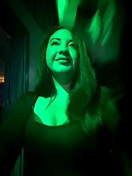 Snapshot of melisamoon_ chatting on 1, 3, 2026 melisamoon online show from 1, 3, 2026