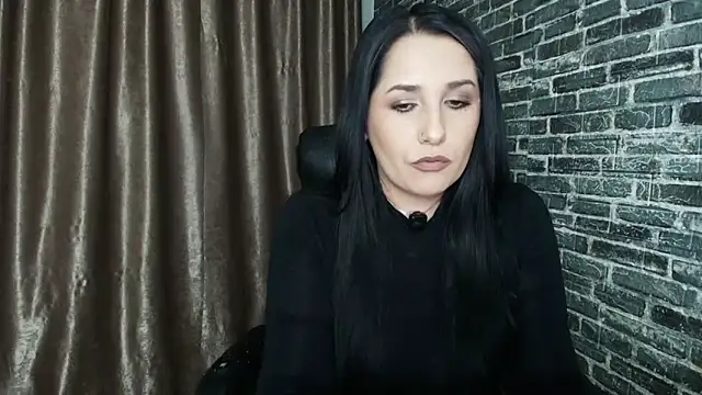 missdyaa online show from 5, 5, 2026
