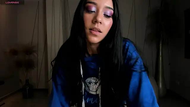 AmaliaCrus online show from 18, 9, 2025