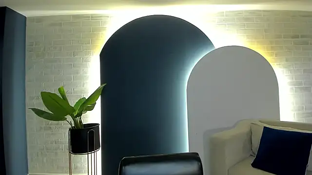 AmaliaCrus online show from 10, 4, 2026