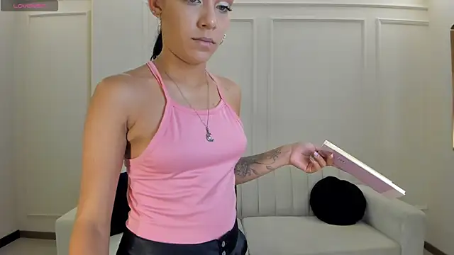 Snapshot of AmaliaCrus chatting on 9, 7, 2026 AmaliaCrus online show from 9, 7, 2026