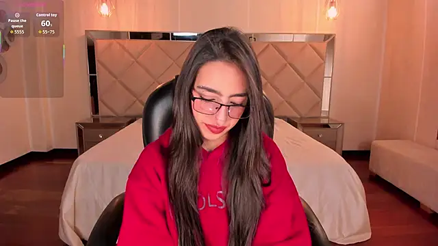 LarisaSmirnov online show from 10, 1, 2026