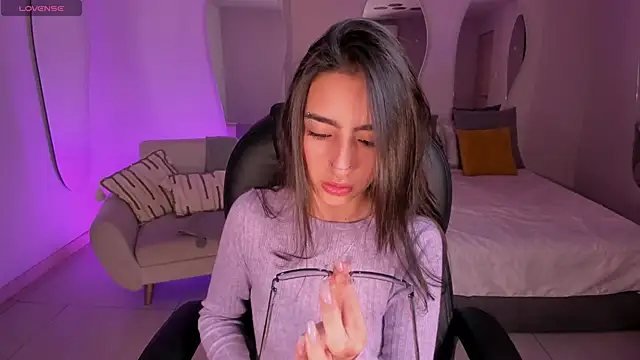 LarisaSmirnov online show from 3, 12, 2025