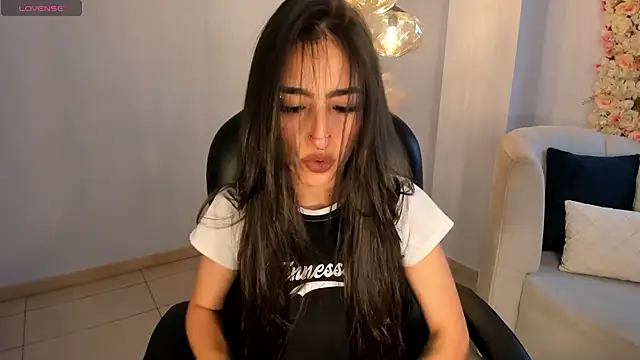 LarisaSmirnov online show from 8, 11, 2025