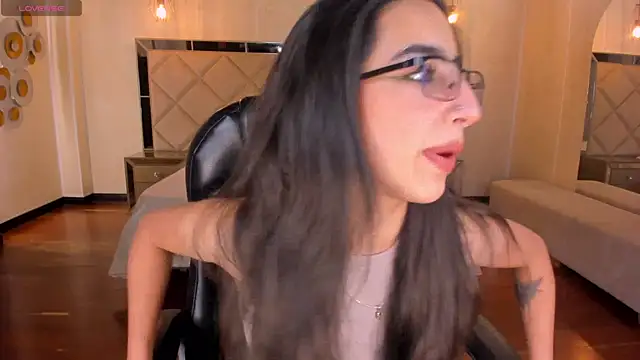 LarisaSmirnov online show from 17, 12, 2025