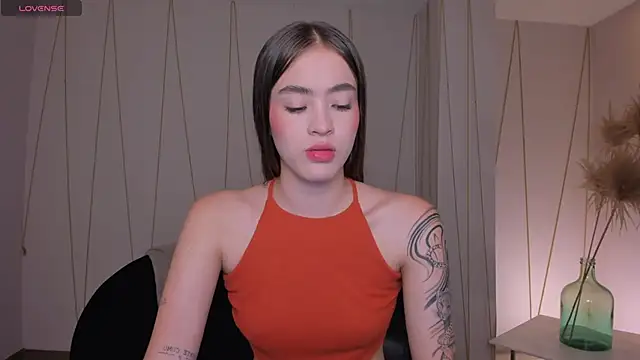 MaiaCollins online show from 6, 2, 2026