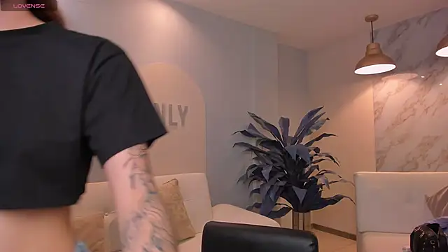 MaiaCollins online show from 21, 2, 2026