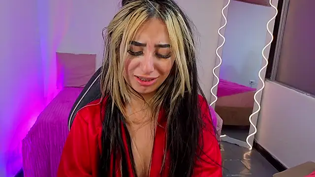 Malory tay1 online show from 24, 9, 2025