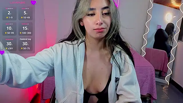 Malory tay1 online show from 1, 11, 2025