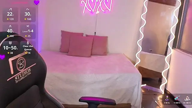 Malory tay1 online show from 8, 10, 2025