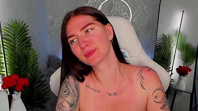 babyisperfect online show from 17, 6, 2026