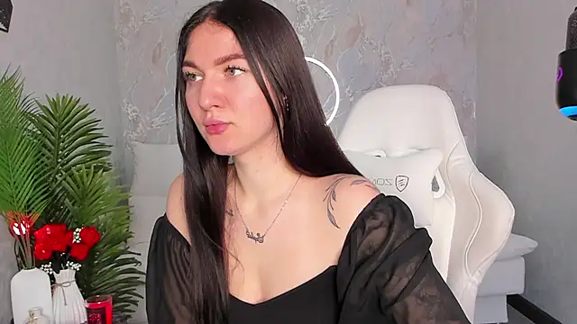 babyisperfect online show from 11, 11, 2025