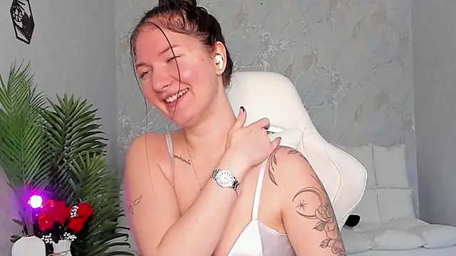 babyisperfect online show from 5, 10, 2025