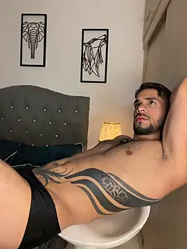 Maximiliano ford online show from 5, 5, 2026