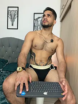 Maximiliano ford online show from 8, 5, 2026