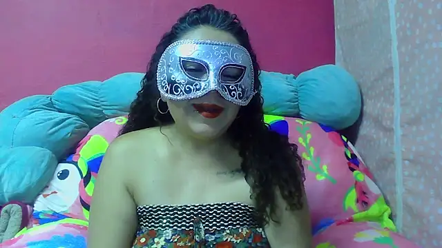 Pequitas sexi online show from 9, 10, 2025