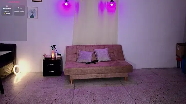 eleselas online show from 6, 10, 2025