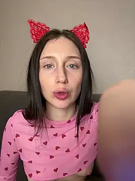 MiaaLoveeee online show from 18, 3, 2025