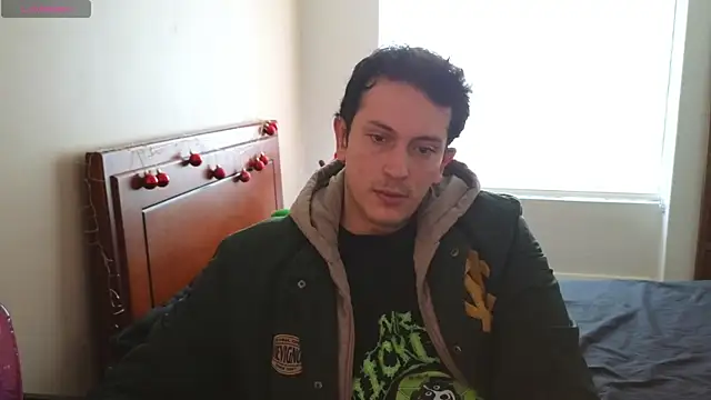 Snapshot of hardaftercum chatting on 3, 12, 2025 hardaftercum online show from 3, 12, 2025