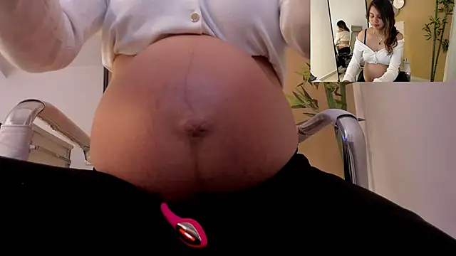 Emma bloom   online show from 26, 2, 2026