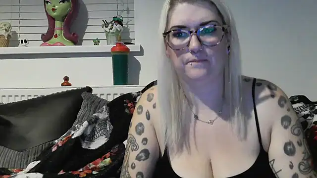 Sizzling Indie36 online show from 11, 11, 2025