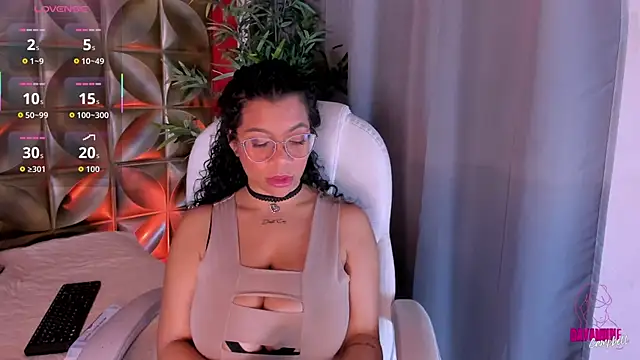 Dayanne campbelll online show from 25, 10, 2025