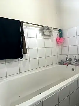 Lahtinah24 online show from 10, 11, 2025