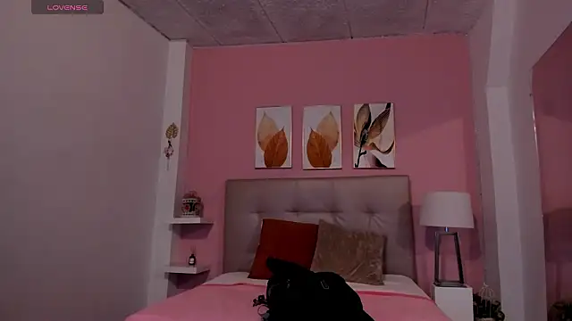 Molly h0t online show from 13, 3, 2026